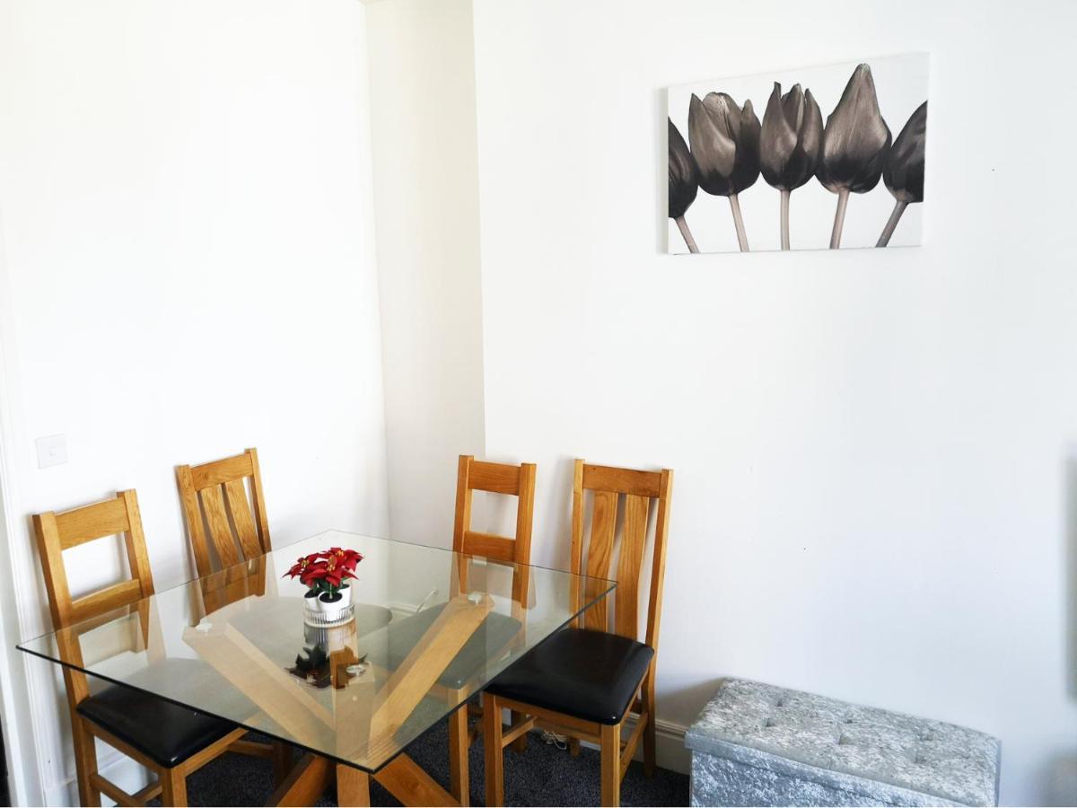 Derwent Street Apartment 2 - Self Contained - 2 Bed Self Catering Apartment Workington Exterior foto